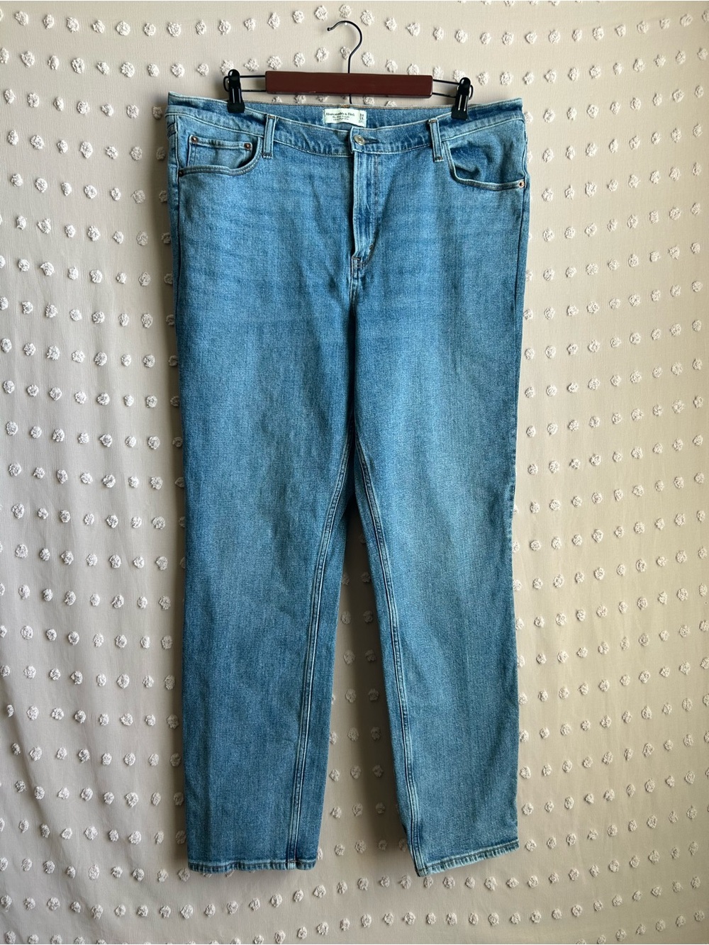 Abercrombie & Fitch The Slim Straight Ultra High Rise Jean Sz 34